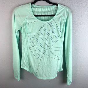 Under Armour long sleeve workout top mint‎